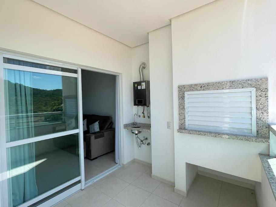 Apto 80m da Praia Grande vista mar! Governador Celso Ramos Exterior foto